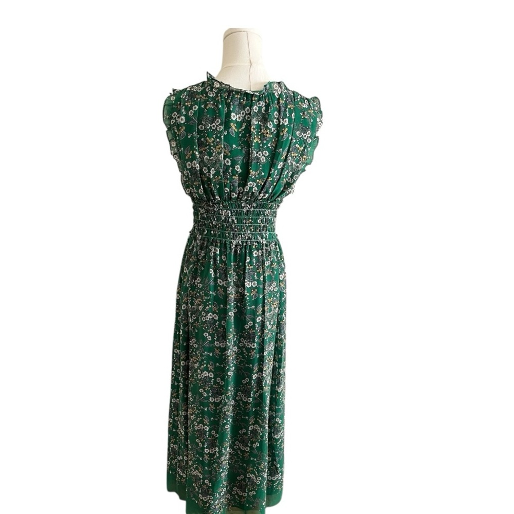 Green Floral V-Neck Smocked Waist Maxi Dress - Picture 2 of 8